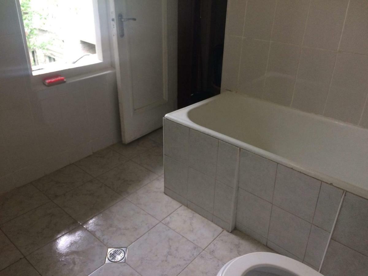 Guesthouse Malkhazi Bordzjomi Buitenkant foto
