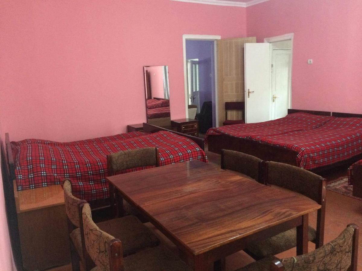 Guesthouse Malkhazi Bordzjomi Buitenkant foto