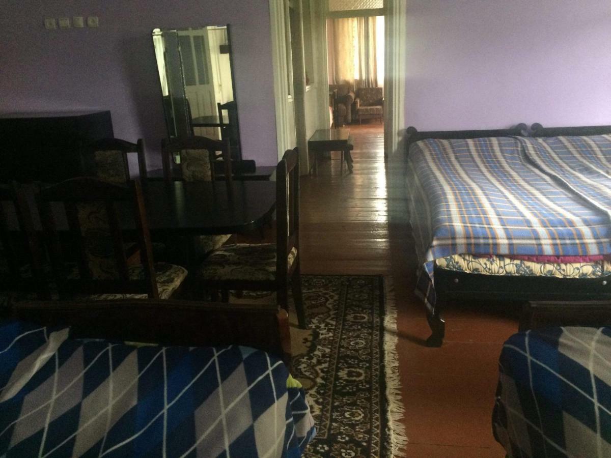 Guesthouse Malkhazi Bordzjomi Buitenkant foto